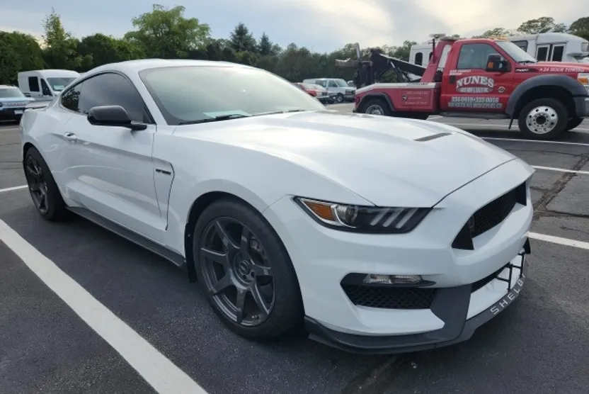 2016 Ford Mustang Shelby GT350 photo 1