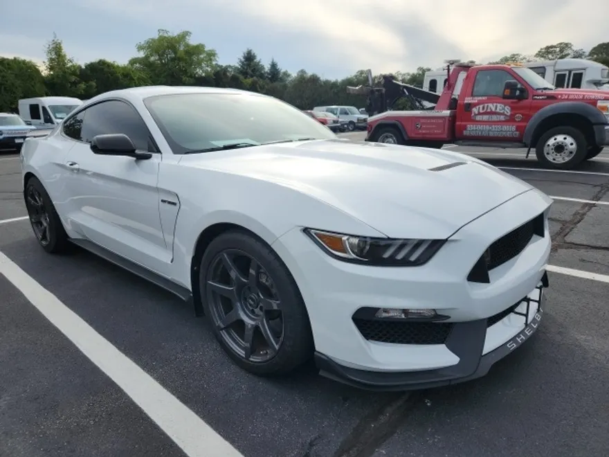 2016 Ford Mustang Shelby GT350 photo 1