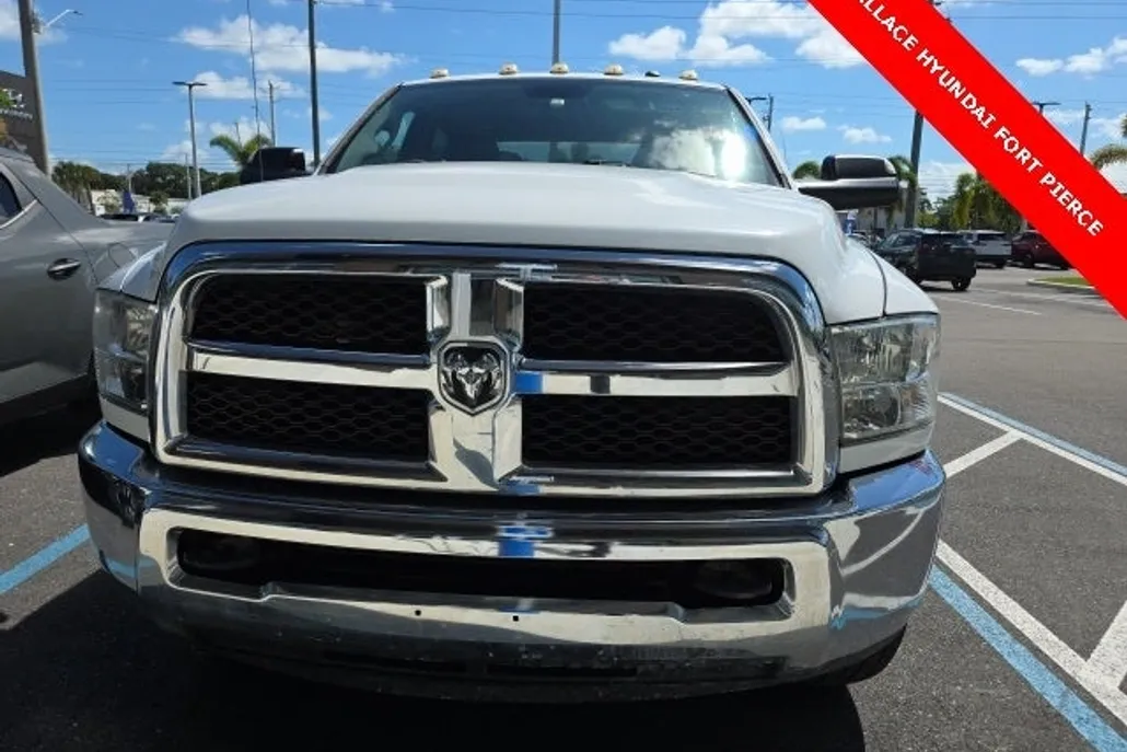 2016 Ram 3500 Tradesman photo 1