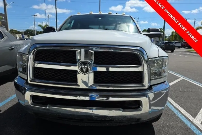2016 Ram 3500 Tradesman photo 1