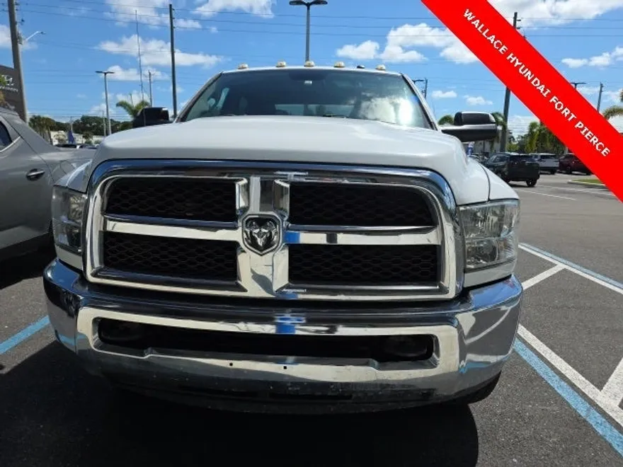 2016 Ram 3500 Tradesman photo 1