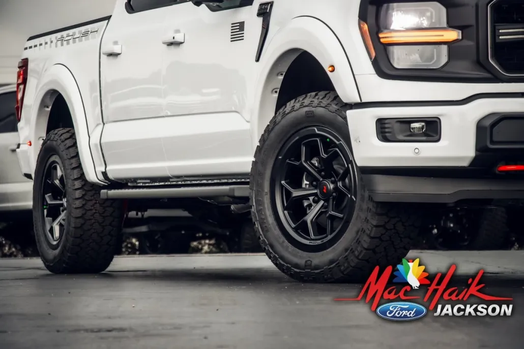 2024 Ford F-150 XLT photo 1