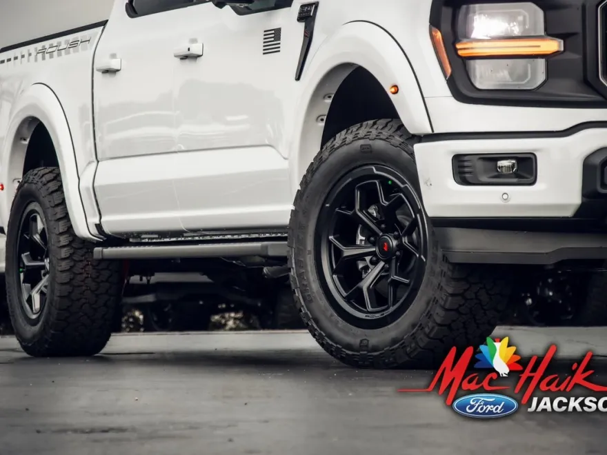 2024 Ford F-150 XLT photo 1