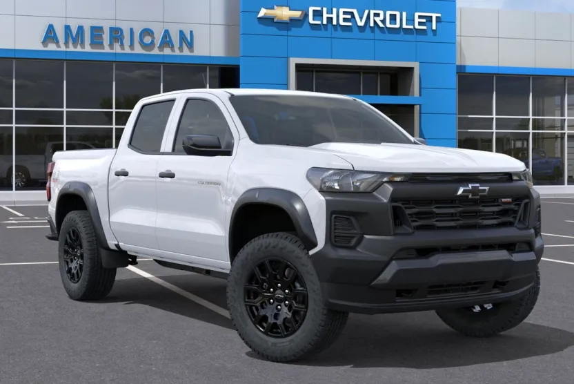2026 Chevrolet Colorado Trail Boss photo 1