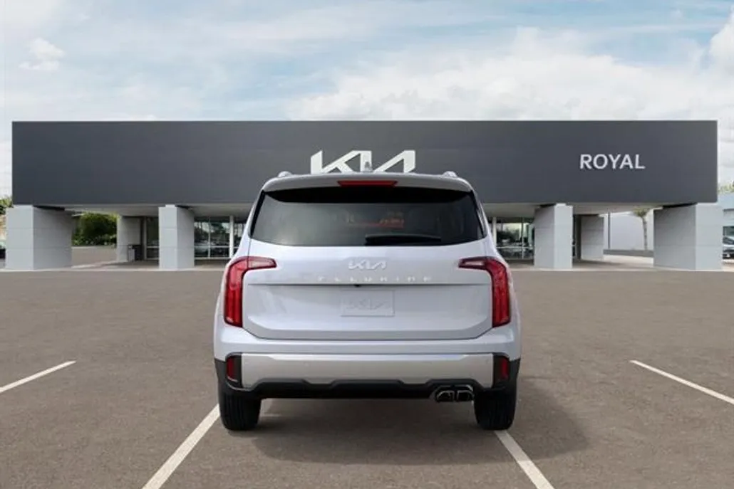 2025 Kia Telluride S photo 1