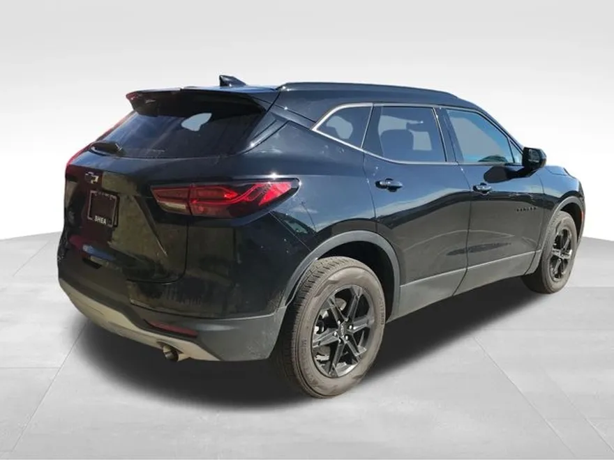 2023 Chevrolet Blazer 2LT photo 1