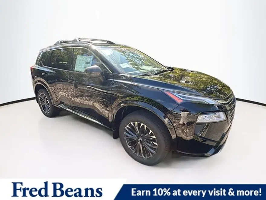 2026 Nissan Rogue Platinum photo 1