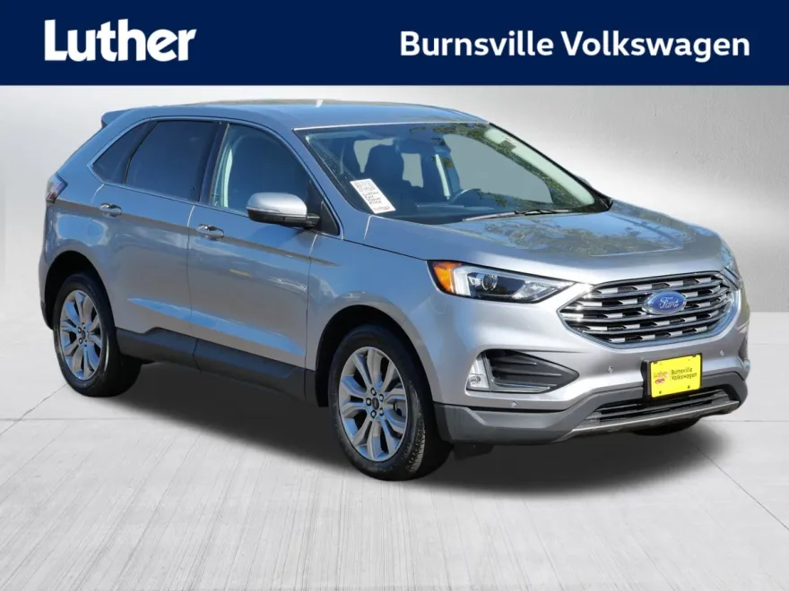 2024 Ford Edge Titanium photo 1