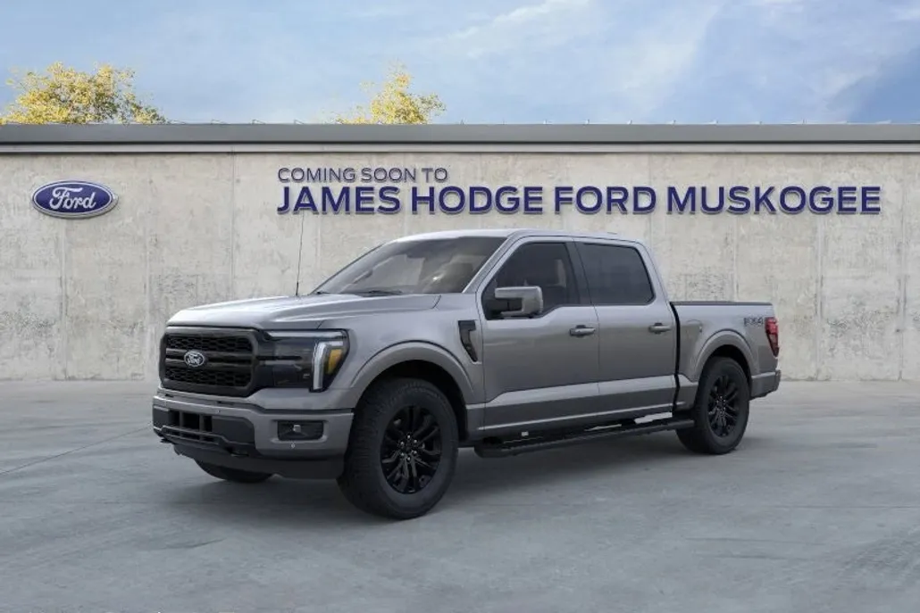 2025 Ford F-150 Lariat photo 1