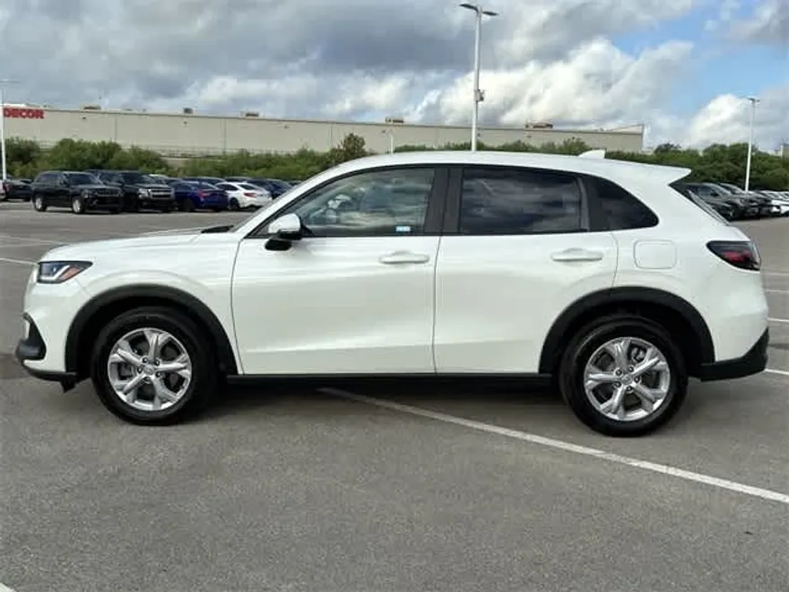 2024 Honda HR-V LX photo 1