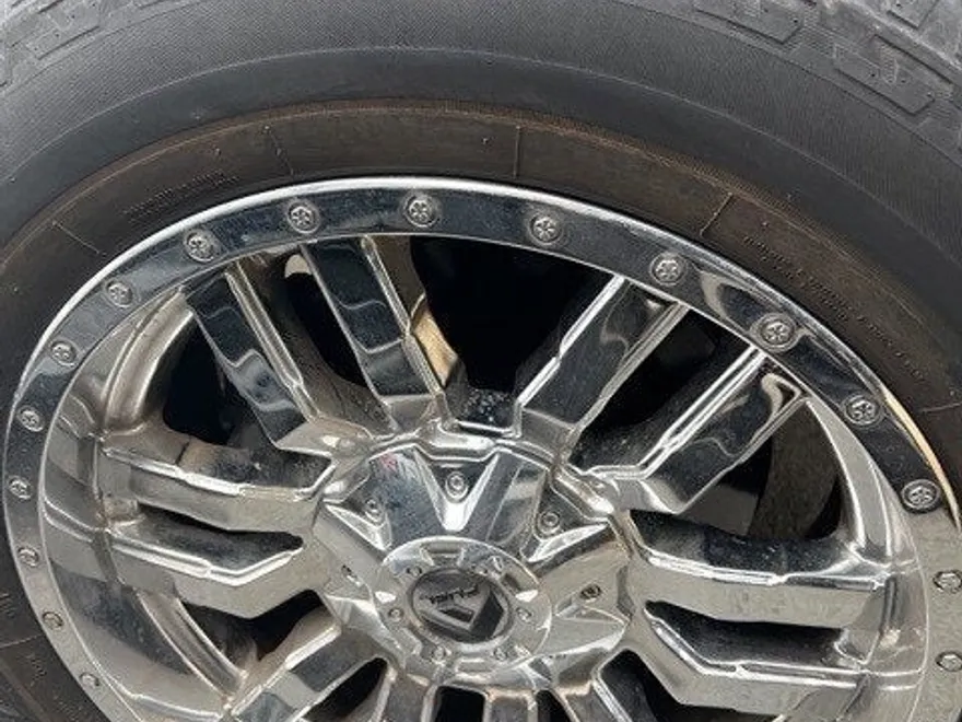 2023 Toyota Tundra Limited photo 1