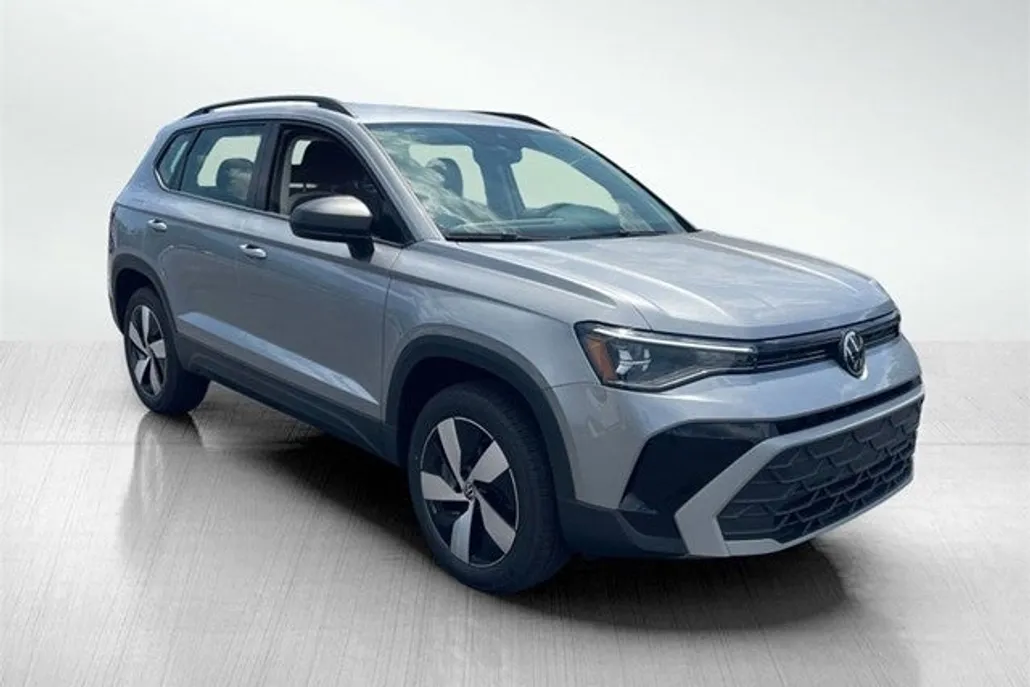 2025 Volkswagen Taos S photo 1