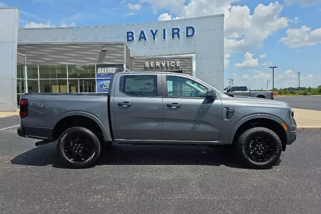 2025 Ford Ranger XLT photo 1
