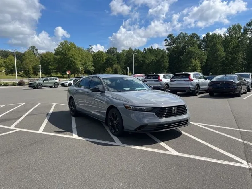 2025 Honda Accord SE photo 1