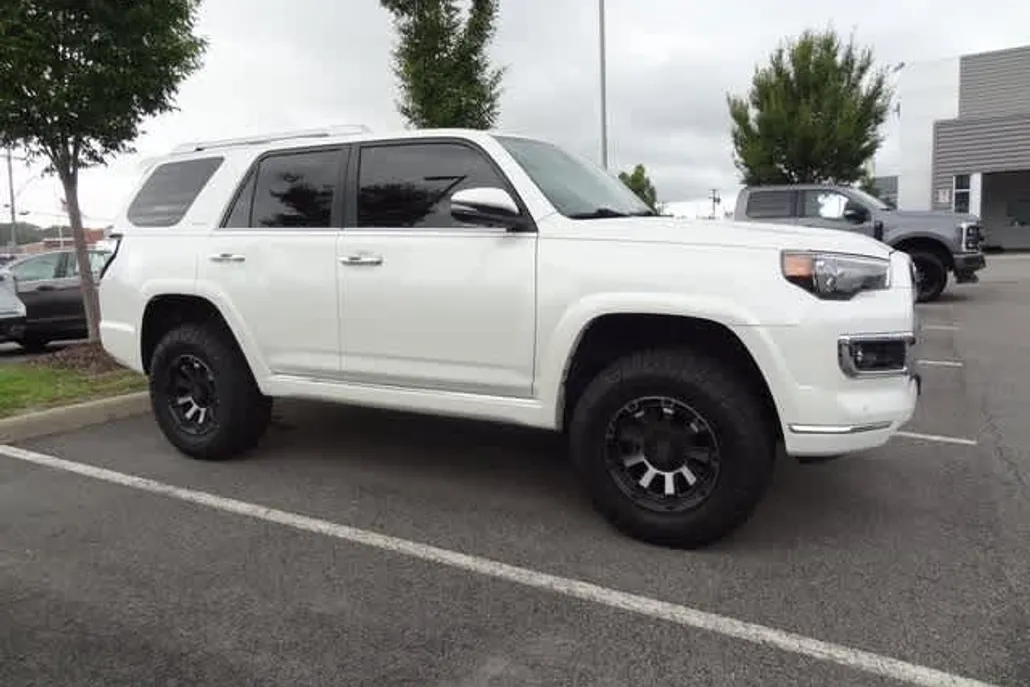 2021 Toyota 4Runner Limited photo 1
