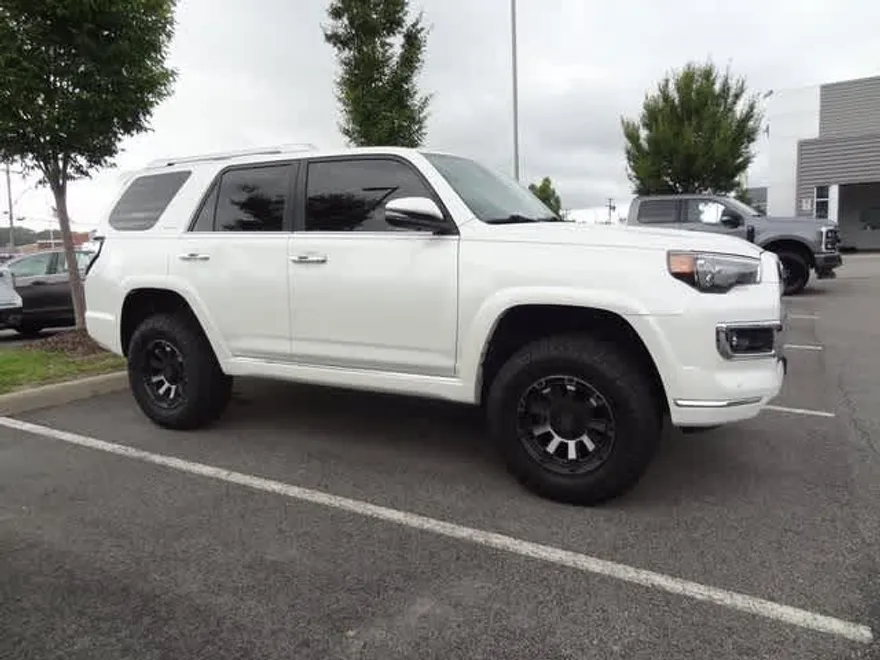 2021 Toyota 4Runner Limited photo 1