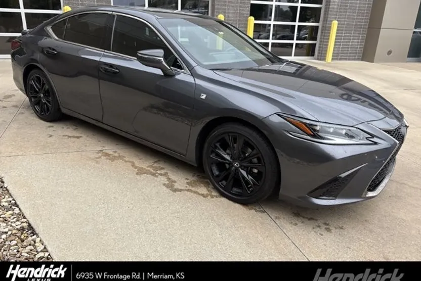 2023 Lexus ES 300h F SPORT Handling photo 1