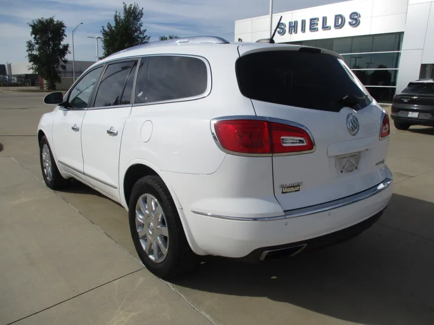2017 Buick Enclave Premium photo 1