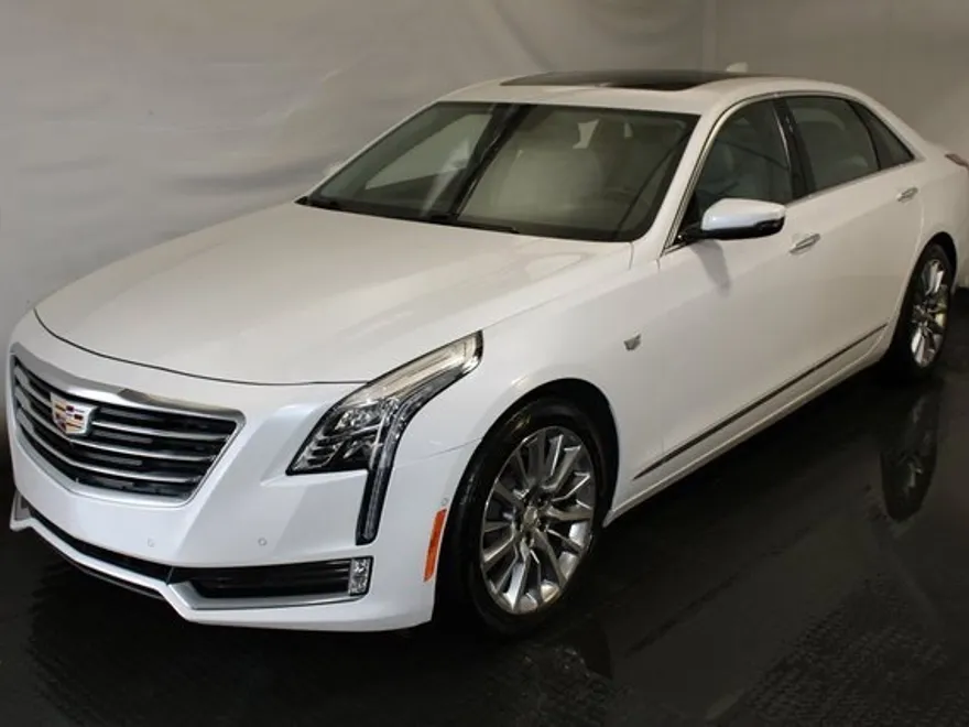 2018 Cadillac CT6 Luxury photo 1