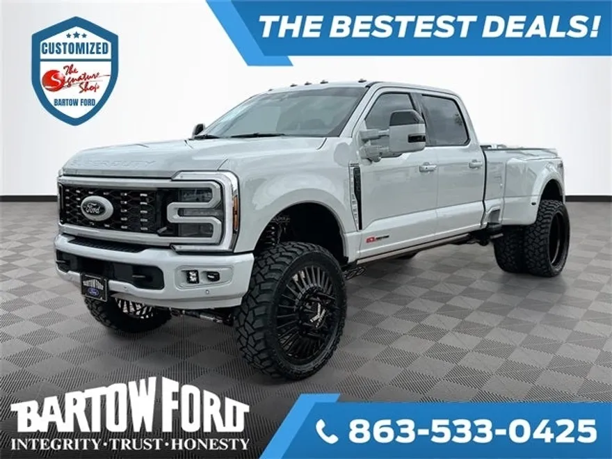 2025 Ford F-350 photo 1