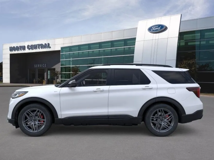 2025 Ford Explorer ST-Line photo 1