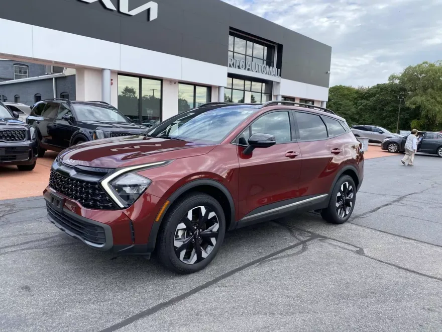 2023 Kia Sportage X-Line photo 1
