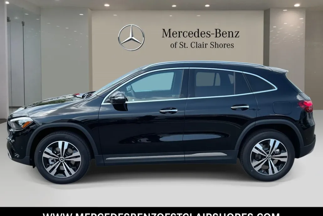 2026 Mercedes Benz GLA 250 4MATIC photo 1