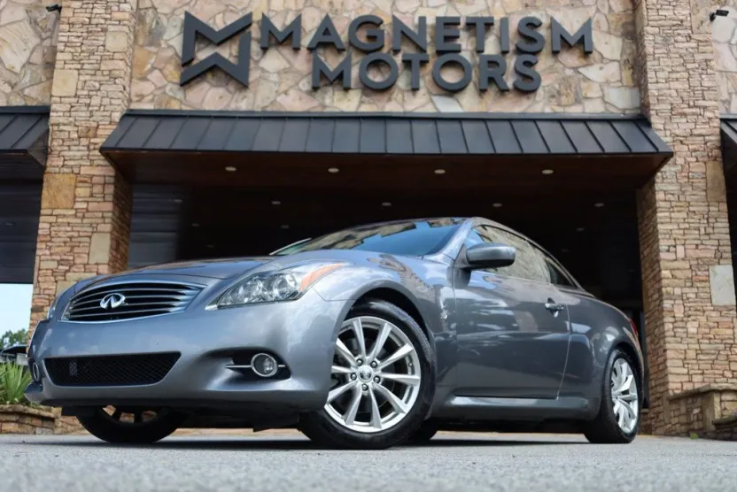 2014 Infiniti Q60 Premium photo 1