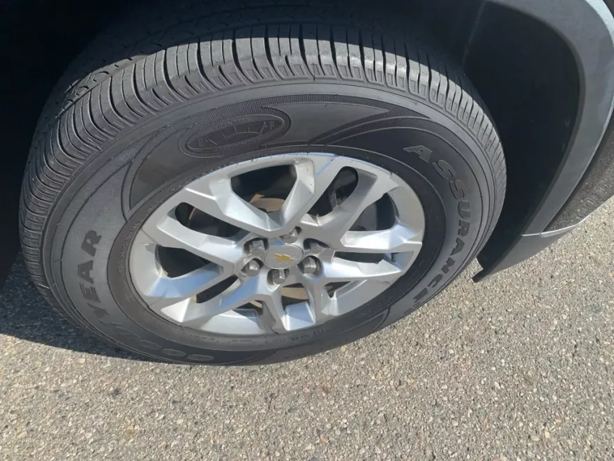 2020 Chevrolet Traverse Cloth photo 1