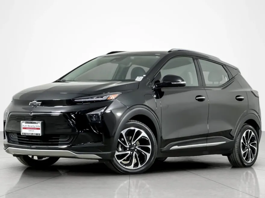2023 Chevrolet Bolt EUV Premier photo 1