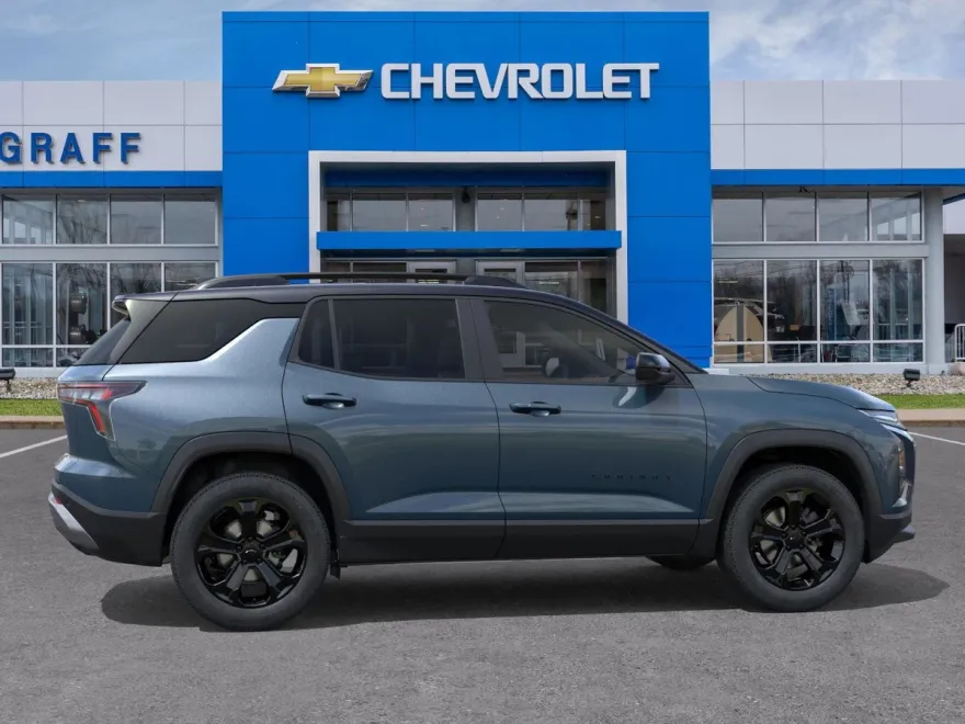 2026 Chevrolet Equinox LT photo 1