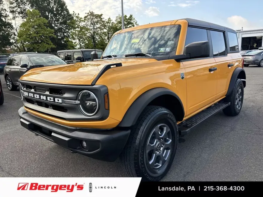 2022 Ford Bronco Big Bend photo 1
