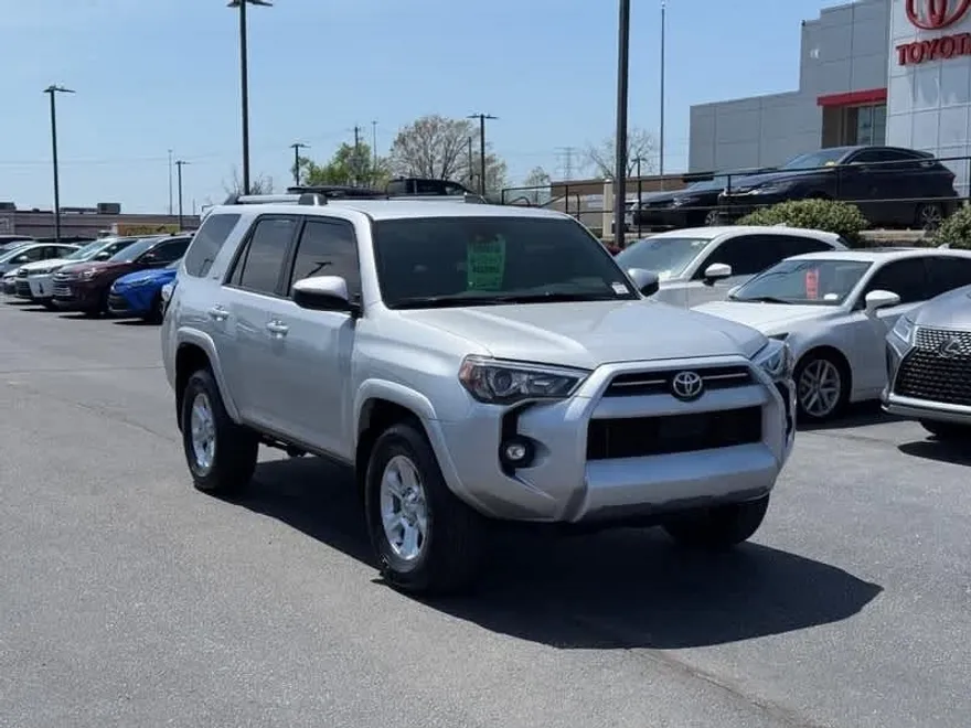 2023 Toyota 4Runner SR5 2WD photo 1