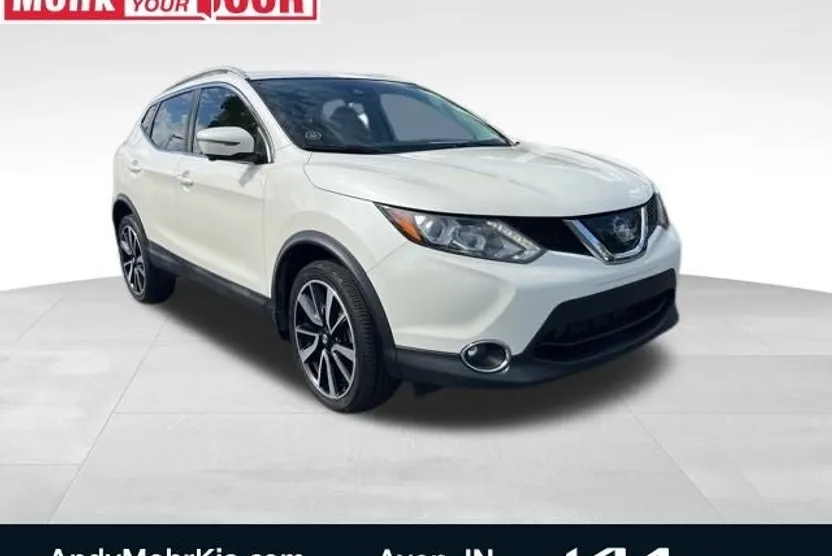 2017 Nissan Rogue Sport SL photo 1