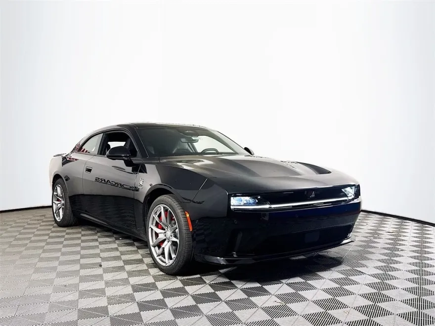 2025 Dodge Charger Daytona Scat Pack AWD photo 1
