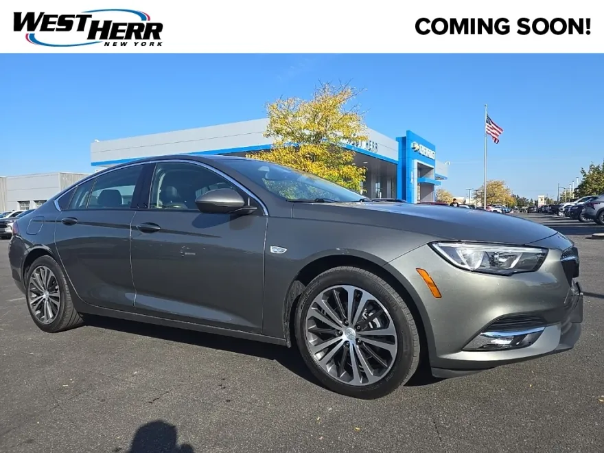 2019 Buick Regal Preferred II photo 1