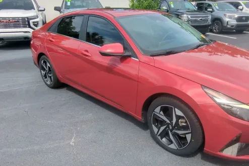 2023 Hyundai Elantra Limited photo 2