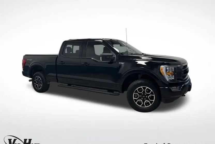 2022 Ford F-150 XLT photo 1