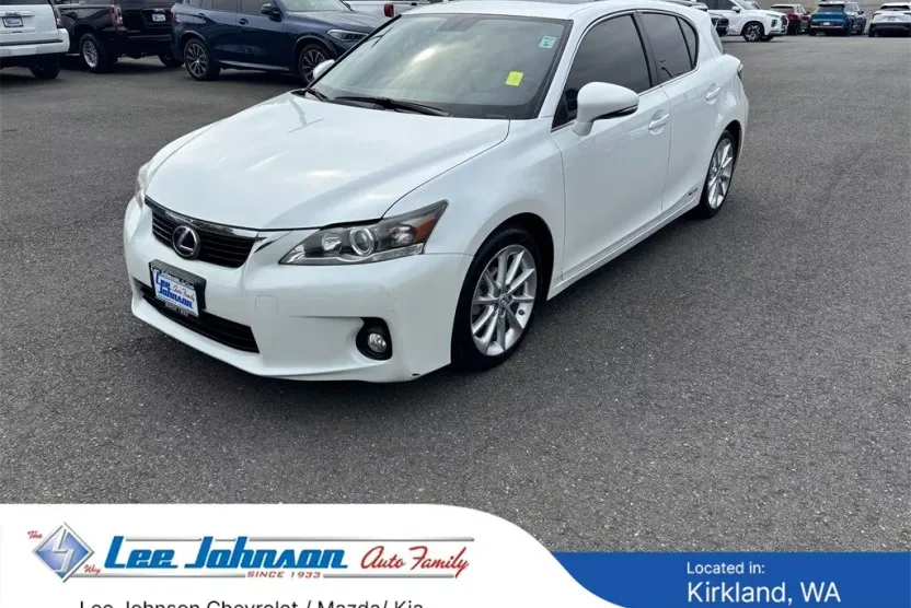 2013 Lexus CT 200h photo 1