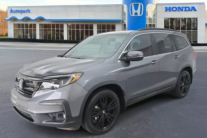 2021 Honda Pilot Special Edition photo 1