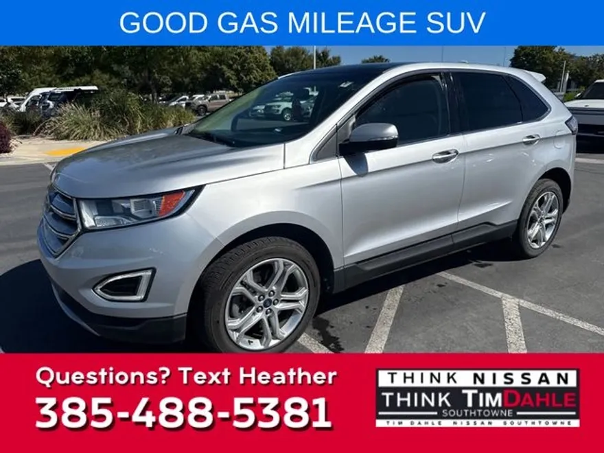 2017 Ford Edge Titanium photo 1