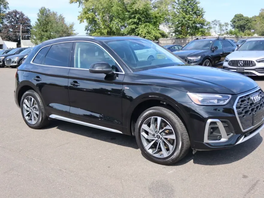 2023 Audi Q5 S line Premium Plus 45 TFSI photo 1