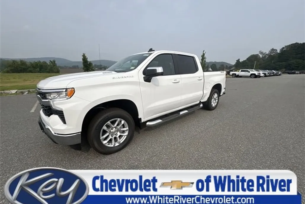 2025 Chevrolet Silverado 1500 LT photo 1