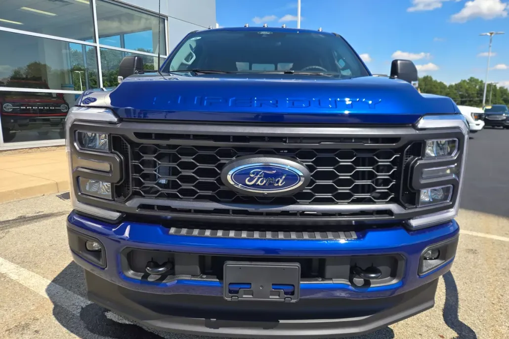 2026 Ford F-250 photo 1