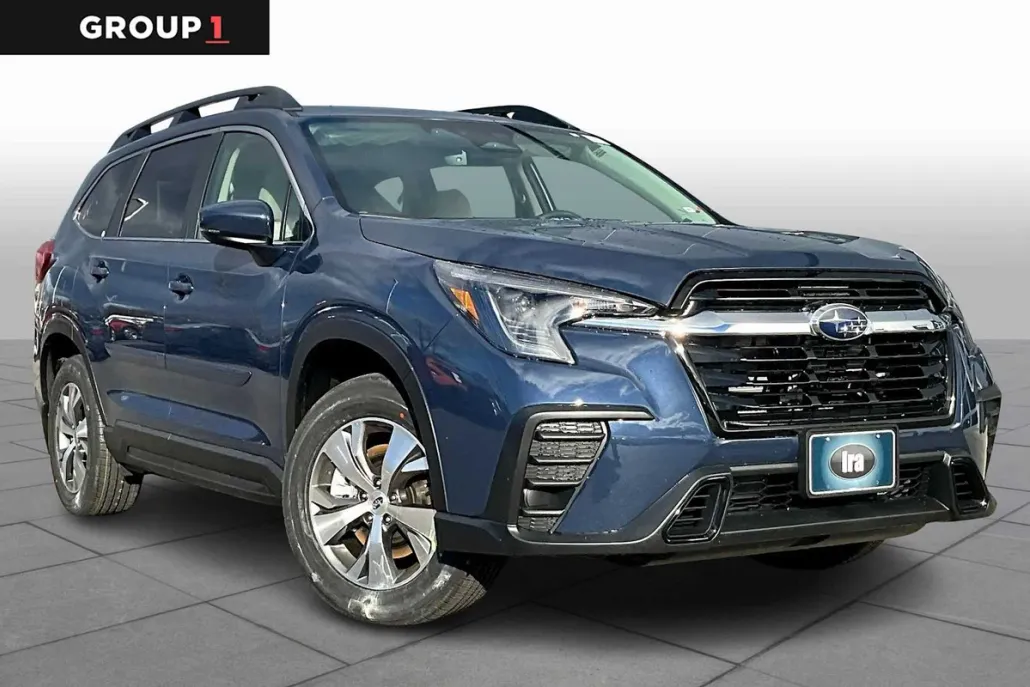 2025 Subaru Ascent Premium photo 1
