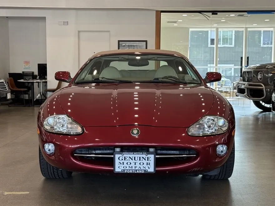 1997 Jaguar XK 8 photo 1