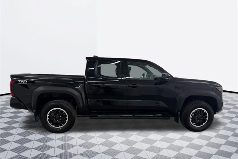 2025 Toyota Tacoma TRD Off-Road photo 1