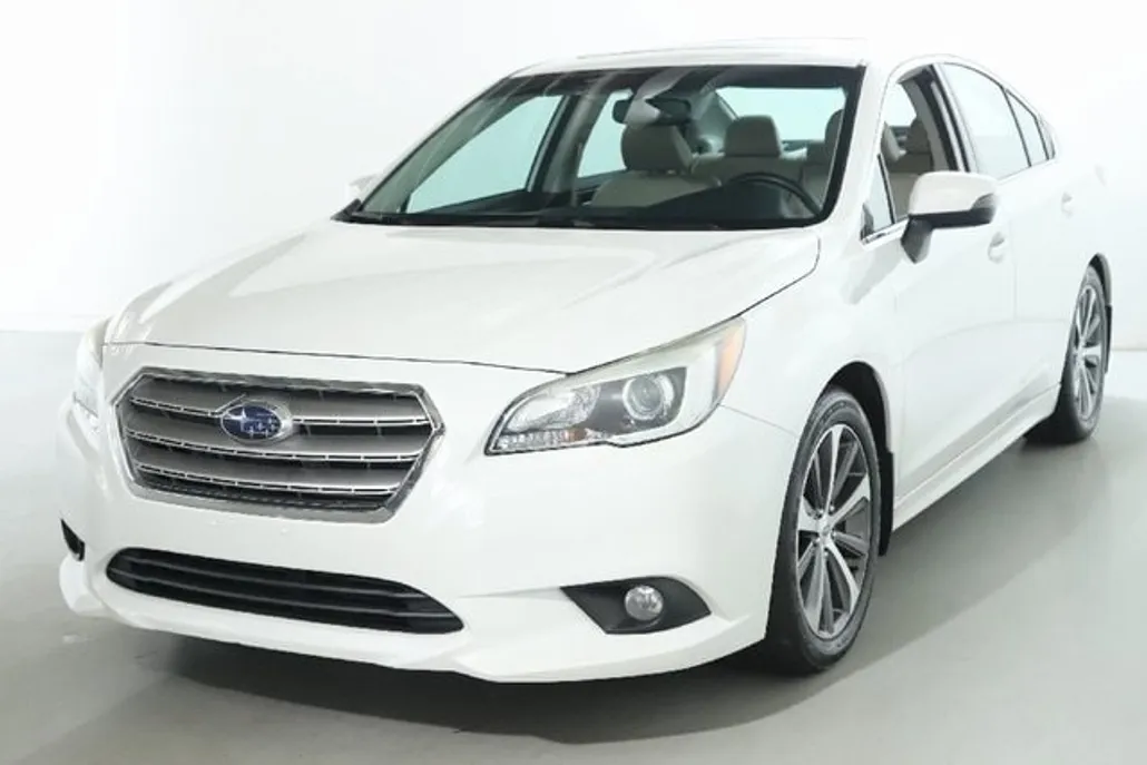 2016 Subaru Legacy 2.5i photo 1