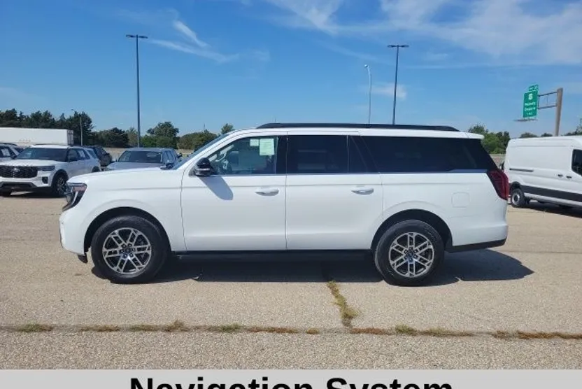 2025 Ford Expedition MAX photo 1