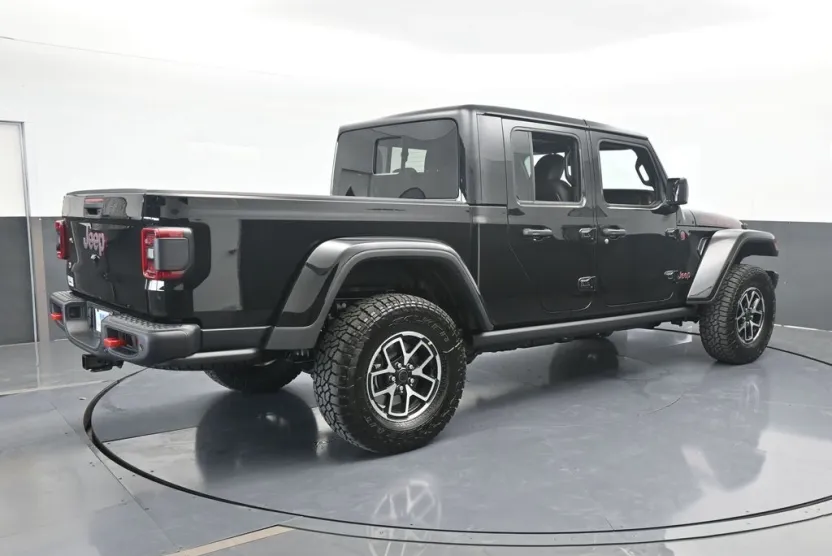 2025 Jeep Gladiator Rubicon photo 1